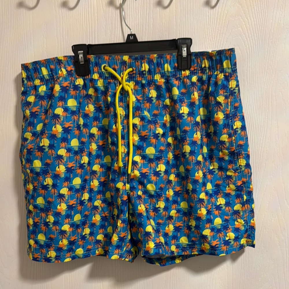 NWT Party Sharks Mens XXL Swim Trunks Palm Trees Quick Dry Comfort Pockets Beach
